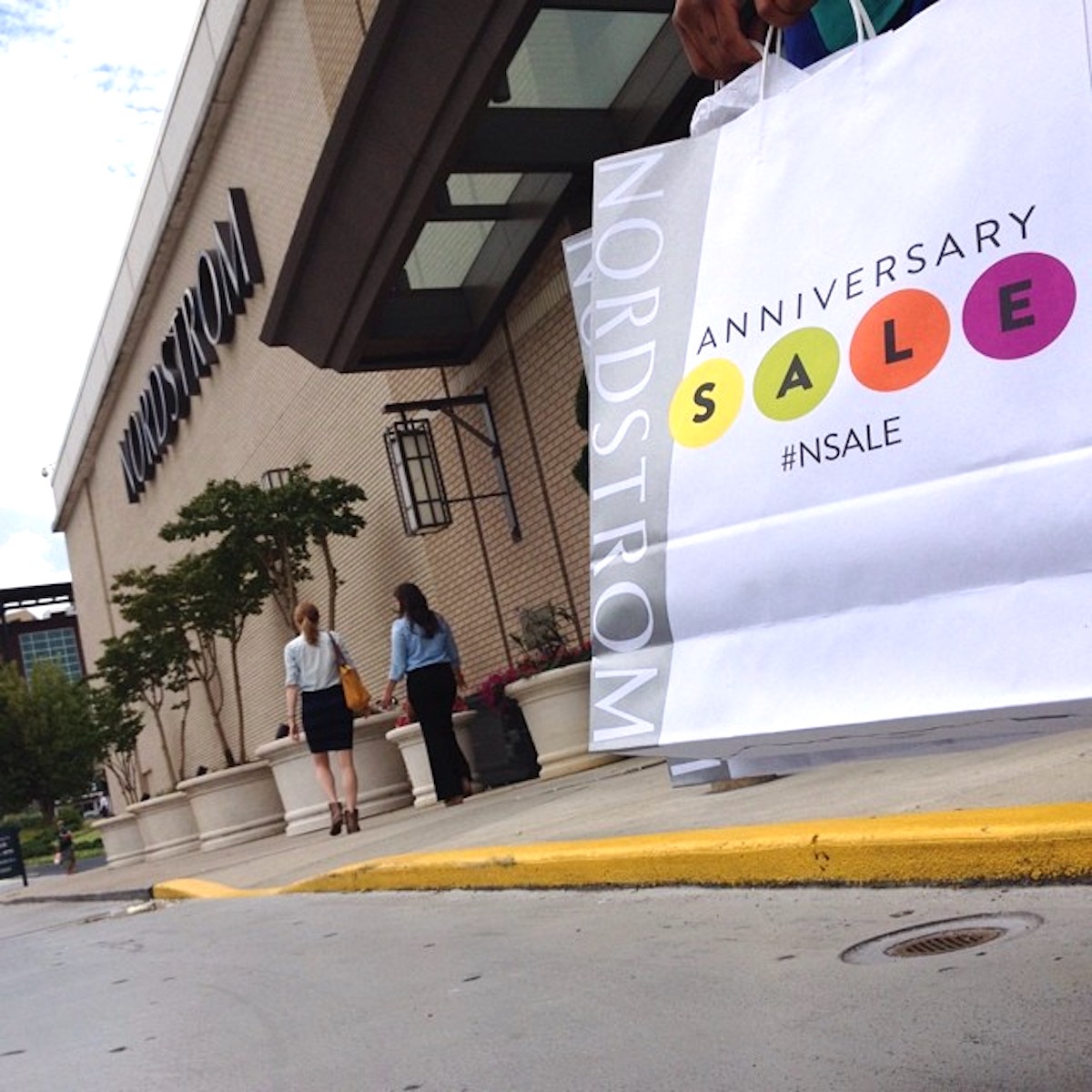 Nordstrom to Close 16 Stores While Readying Itself to Reopen