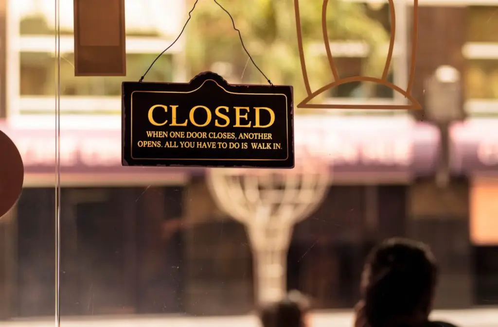 Restauranteurs Clamoring For Closed, Second-Generation Spaces - COVID-19