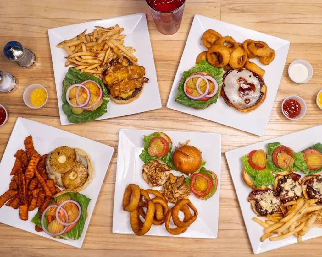 Sliders Burger Joint to Open Takeout Operation in Shannon Crossing