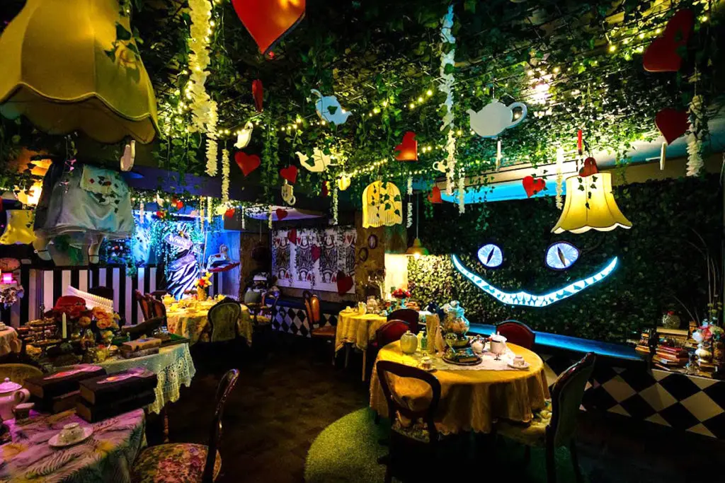 [Photos] A Boozy Mad Hatter's Tea Party Pop-Up Is Coming To Atlanta - 1