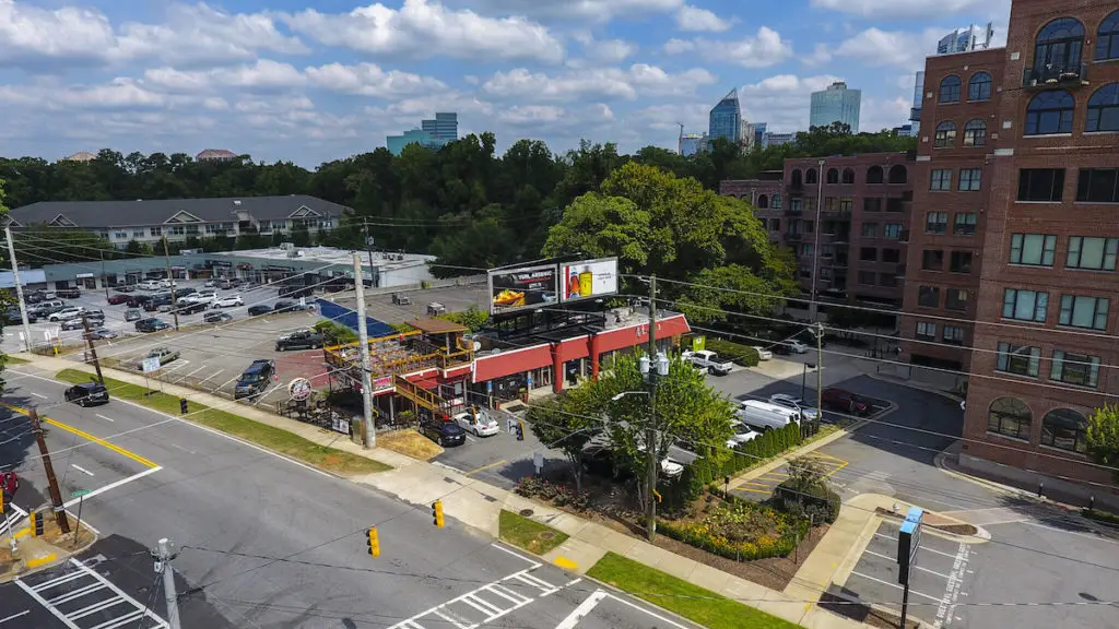 Restaurant Tentatively Called 'Beso'Proposed for Buckhead in Former Rock 'N' Taco Spot