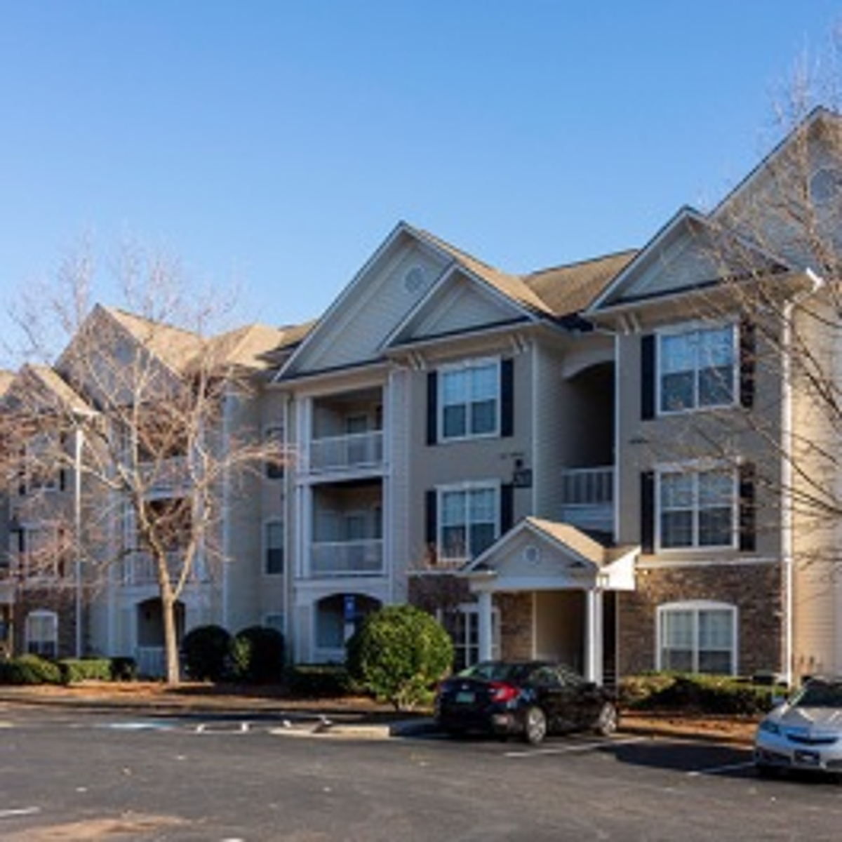 McCANN REALTY PARTNERS ACQUIRES TWO APARTMENT ASSETS TOTALING 444 UNITS IN ATLANTA, GA
