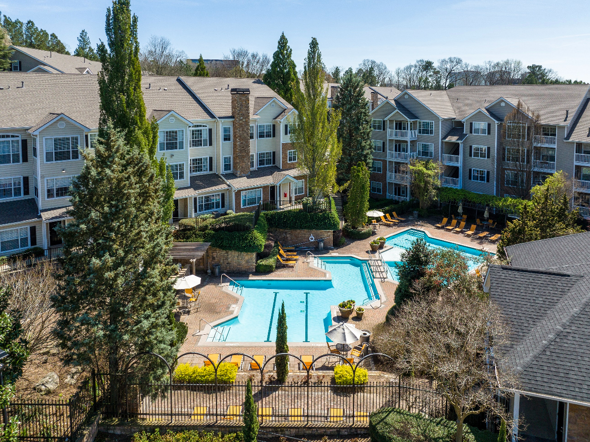 CBRE has arranged the sale of the 434-unit Hudson Ridge Apartments in Atlanta for $143.5 million