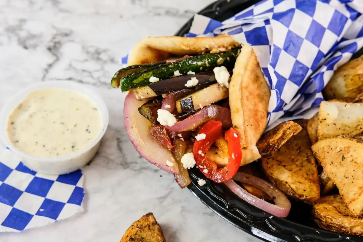 Grecian Gyro Relocates And Expands Its Snellville Location