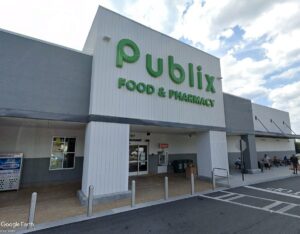 Publix-Anchored Moores Mill Changes Hands