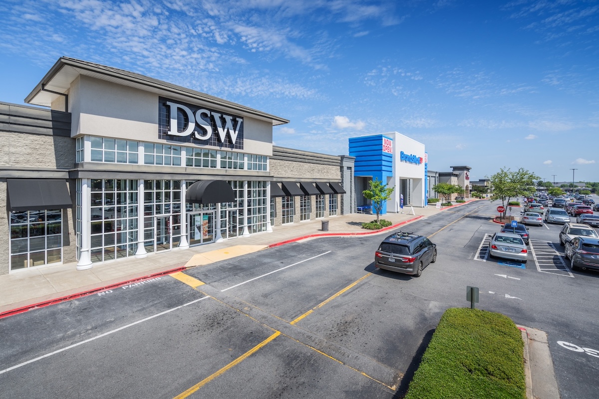 Florida Real Estate Firm Buys Kennesaw Shopping Center